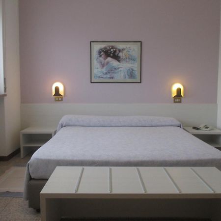 Hotel O'Scugnizzo 2 Belluno Eksteriør bilde