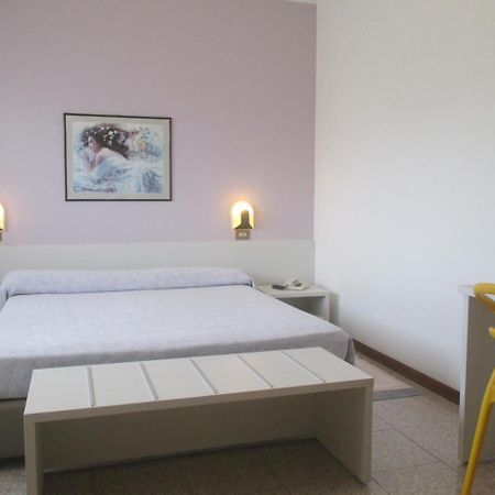 Hotel O'Scugnizzo 2 Belluno Eksteriør bilde