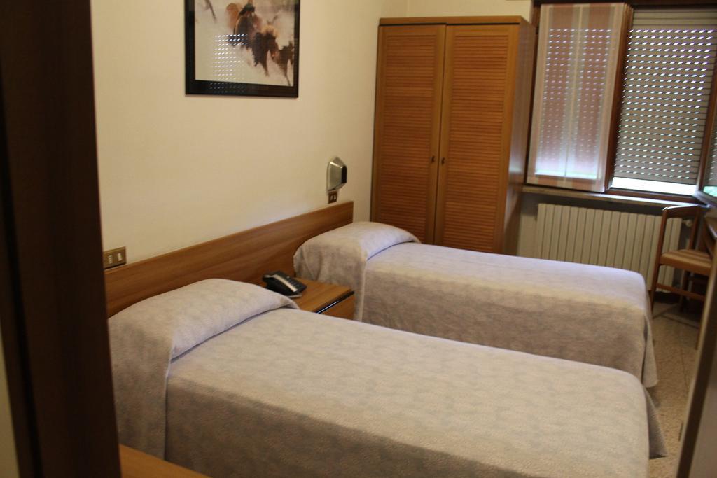 Hotel O'Scugnizzo 2 Belluno Rom bilde