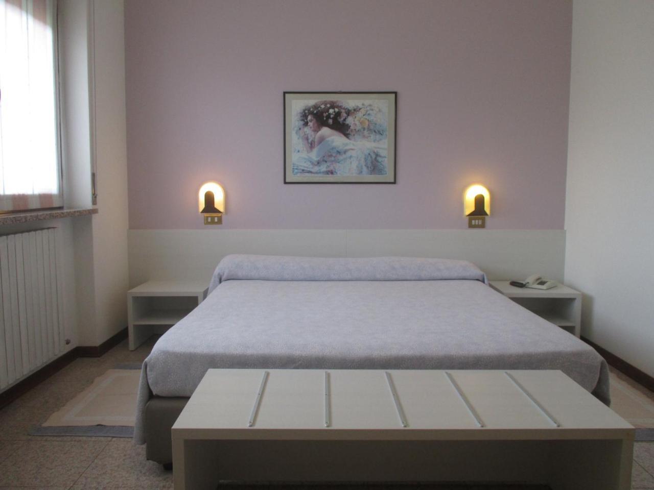 Hotel O'Scugnizzo 2 Belluno Eksteriør bilde