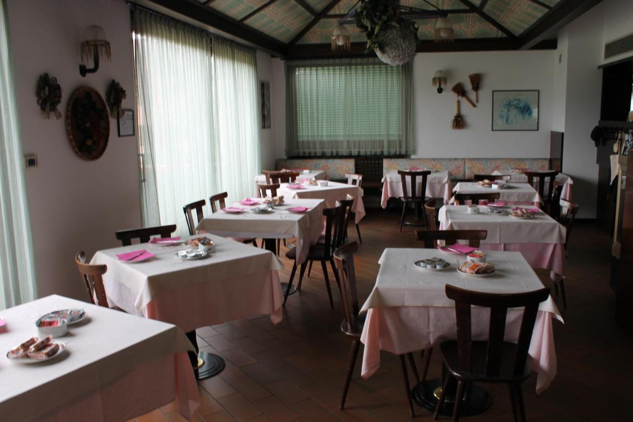 Hotel O'Scugnizzo 2 Belluno Eksteriør bilde