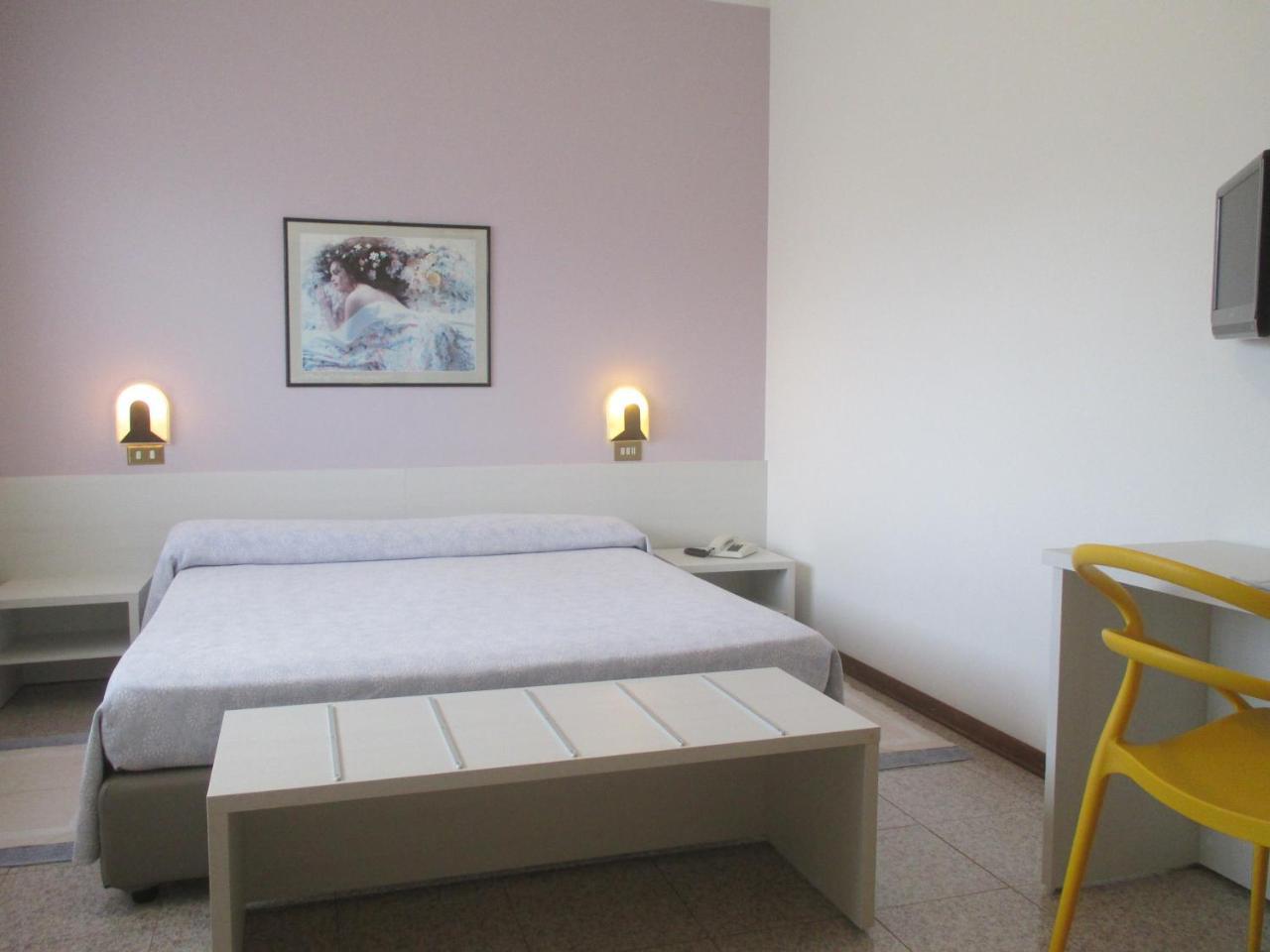 Hotel O'Scugnizzo 2 Belluno Eksteriør bilde