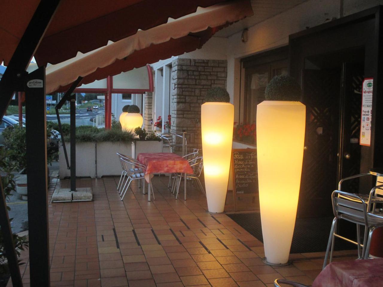 Hotel O'Scugnizzo 2 Belluno Eksteriør bilde
