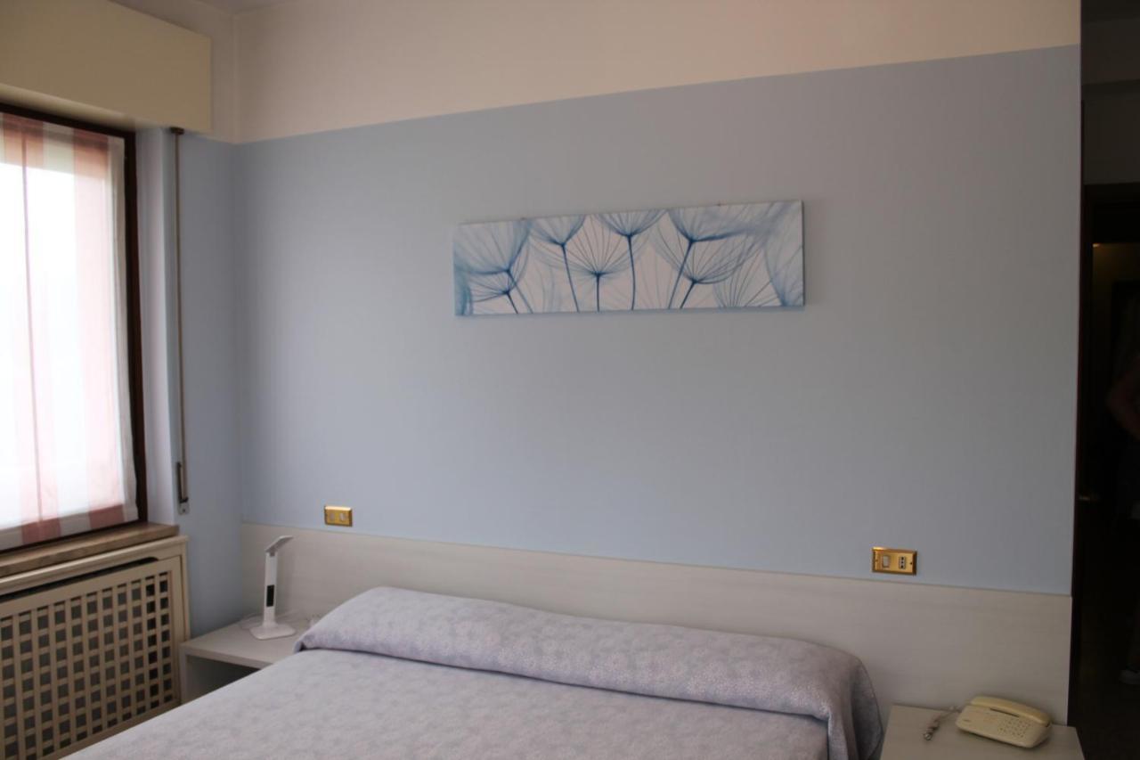 Hotel O'Scugnizzo 2 Belluno Eksteriør bilde