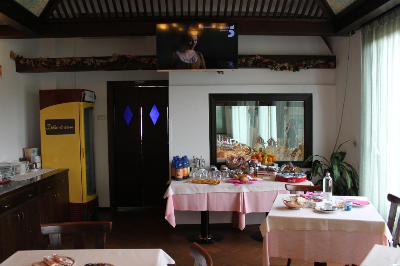 Hotel O'Scugnizzo 2 Belluno Eksteriør bilde
